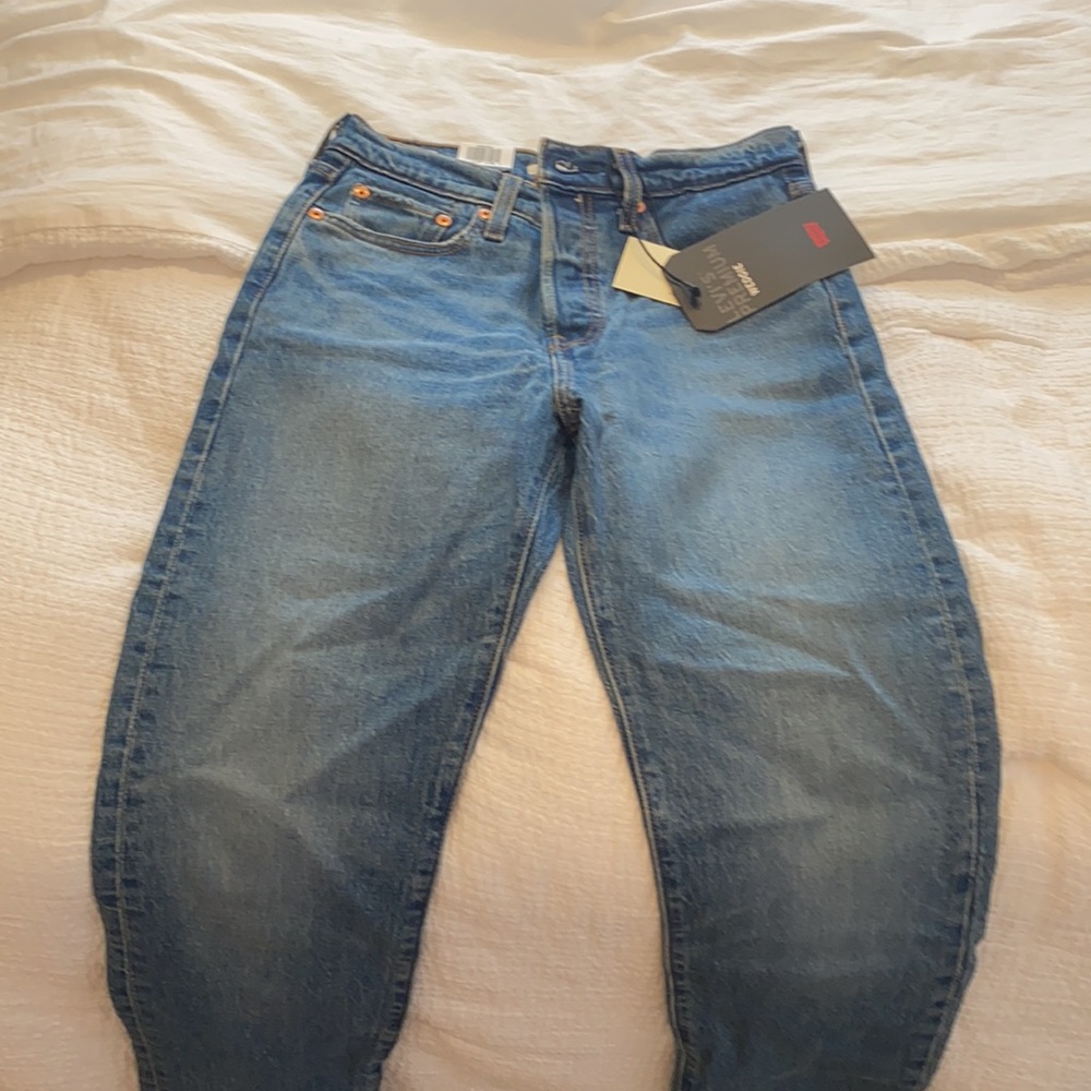 Levis jeans